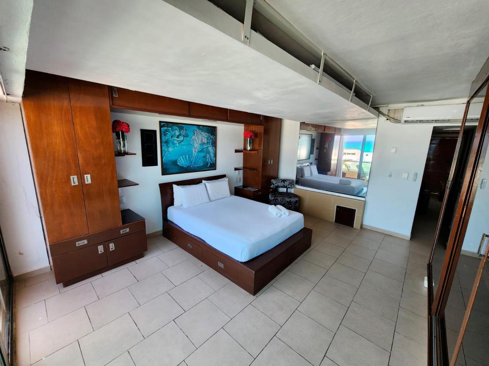 Beachfront Apartments Канкун Экстерьер фото