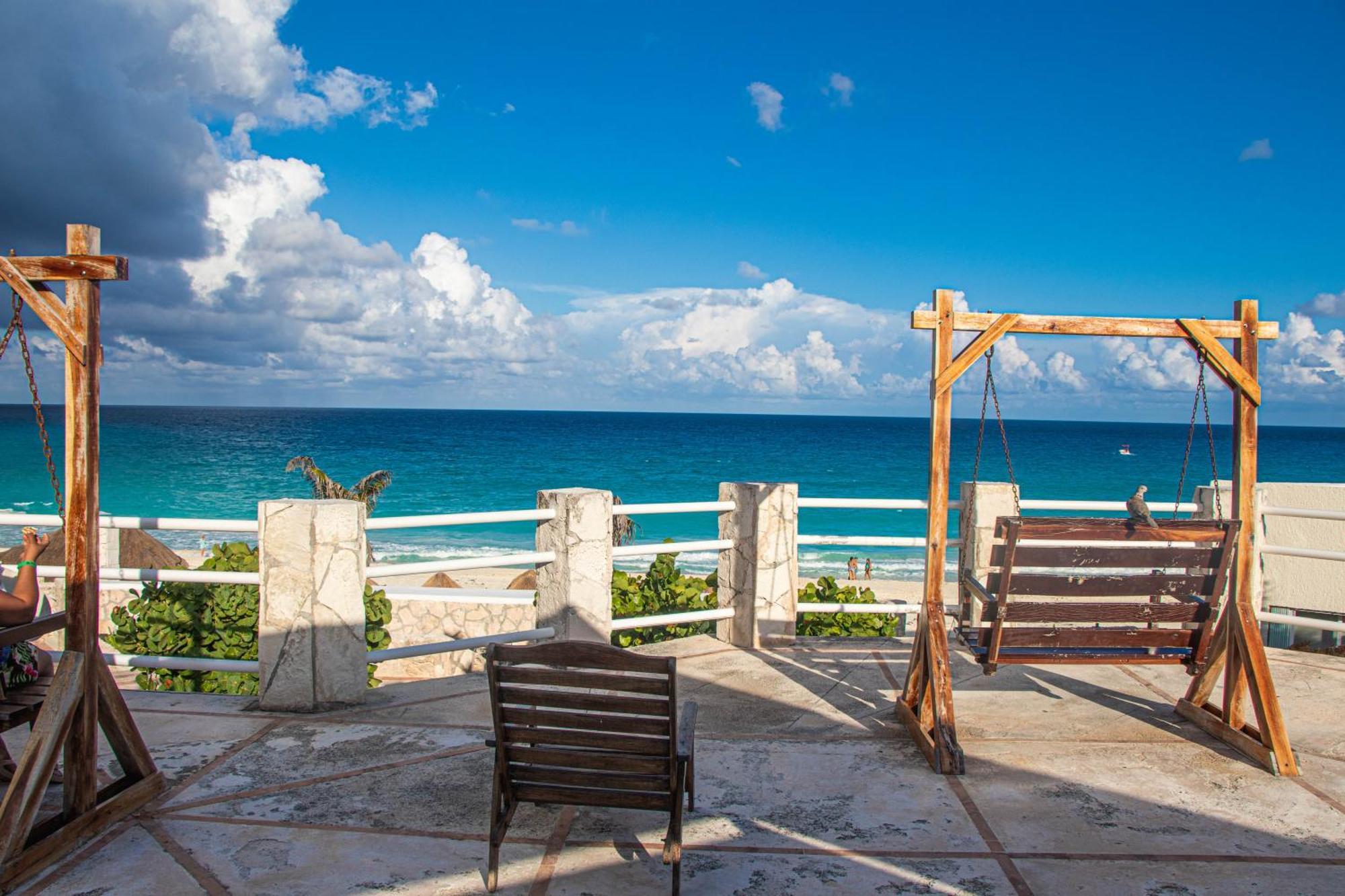 Beachfront Apartments Канкун Номер фото